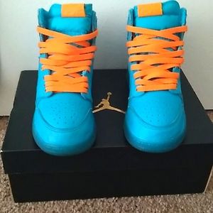 Jordan 1 HI Gatorade Blue lagoon Size 6Y =7.5 in Women